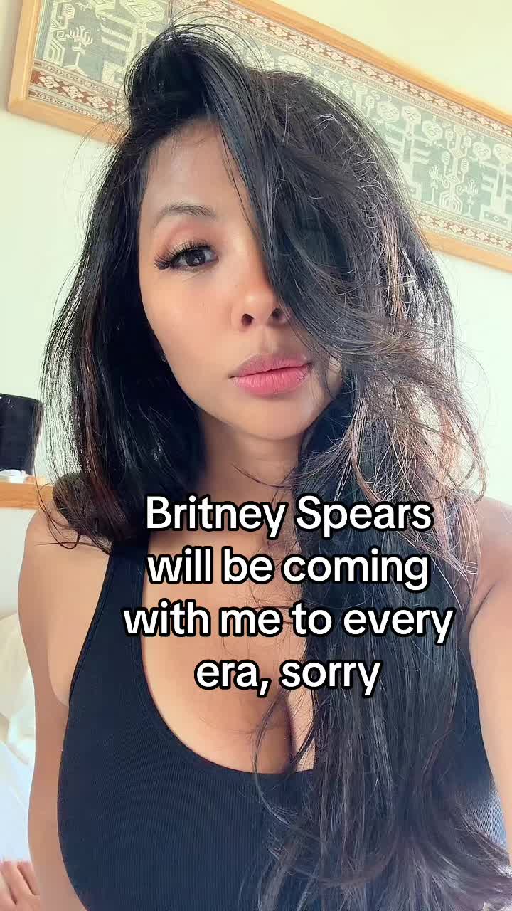 @Jessica-Nicole U