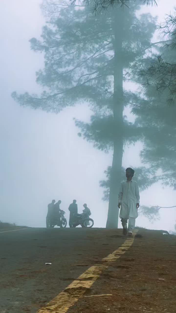 @Maqsood Ali Khan 🖤