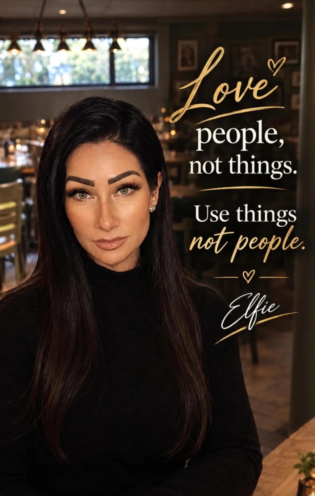 @Elfie