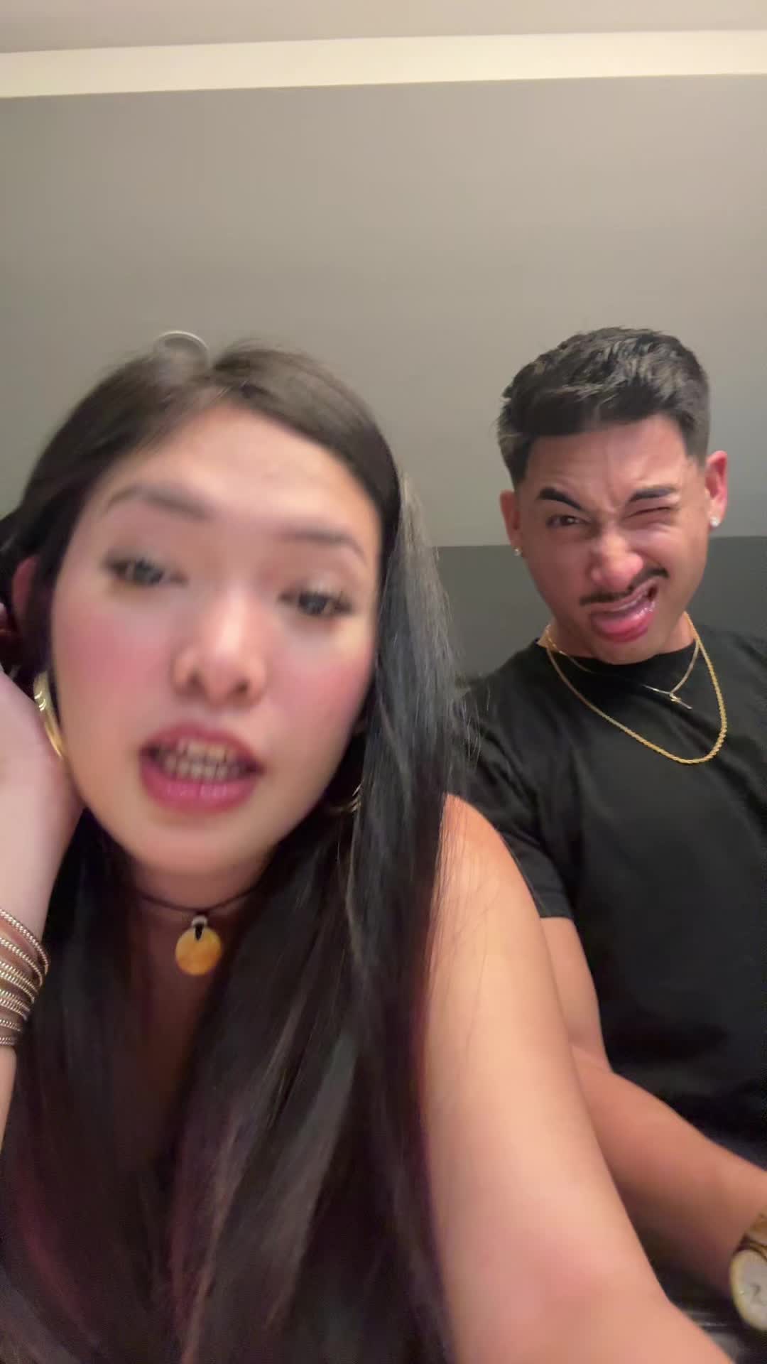 @🇬🇺