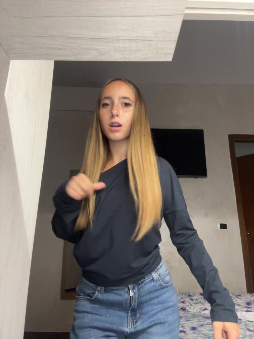 @أليسيا🧑🏼