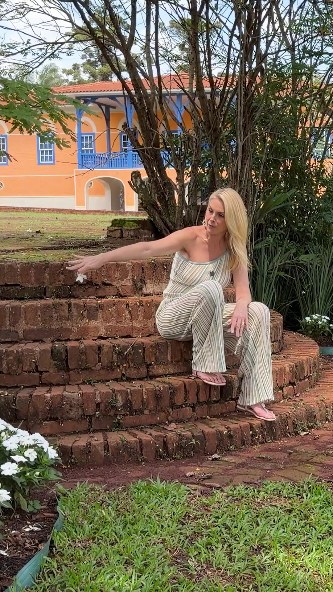 @Ana Hickmann
