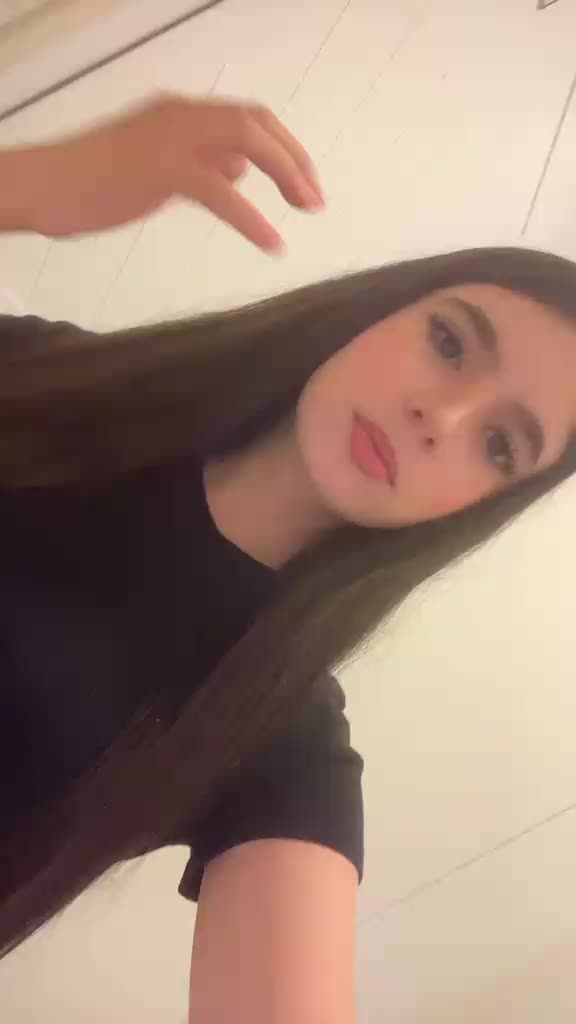 @megghi🪐😵💫