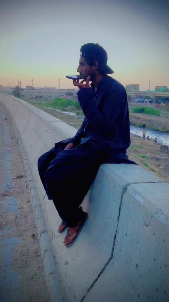 @Raees