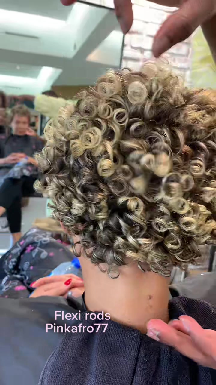 @Pinkafro