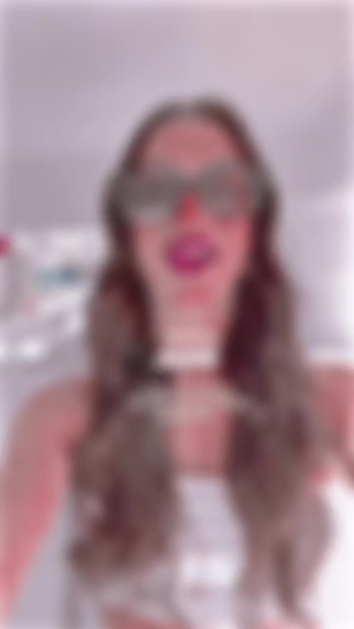 @💗