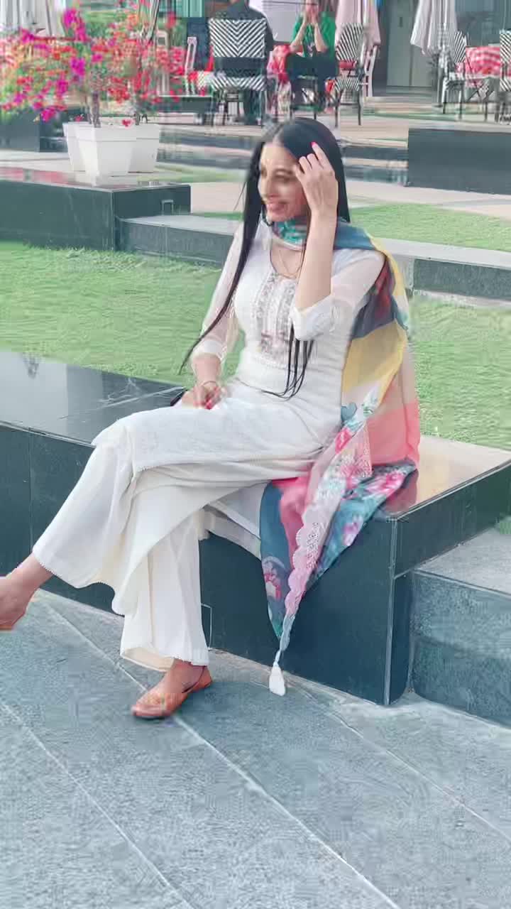 @gurshabnam_hundal08