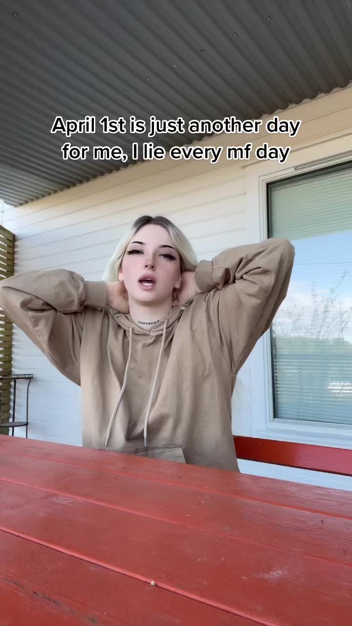 @Vikkzy