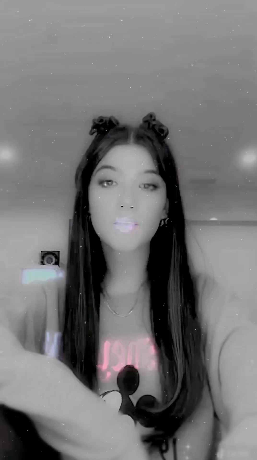 @— frankie ୭̥⋆*