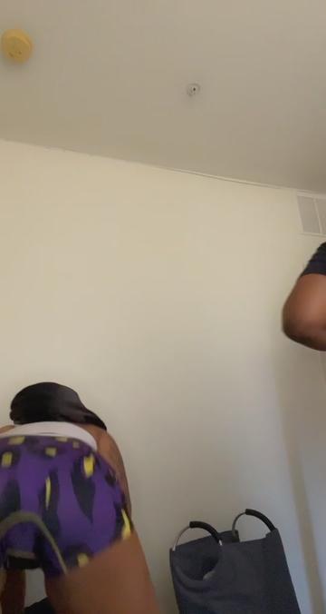 @msthuggrella