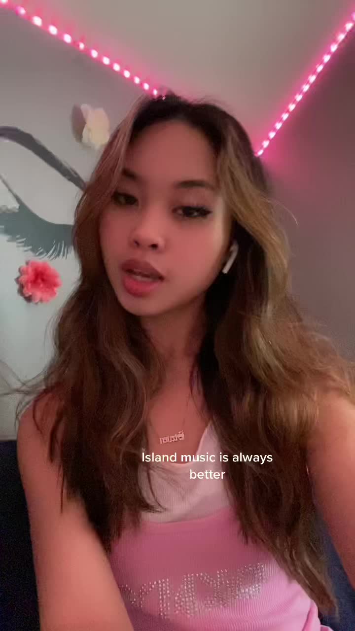 @Alenna