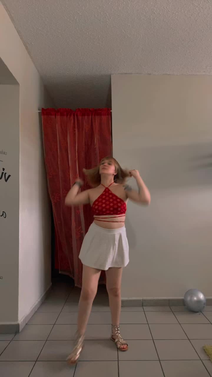 @444💋
