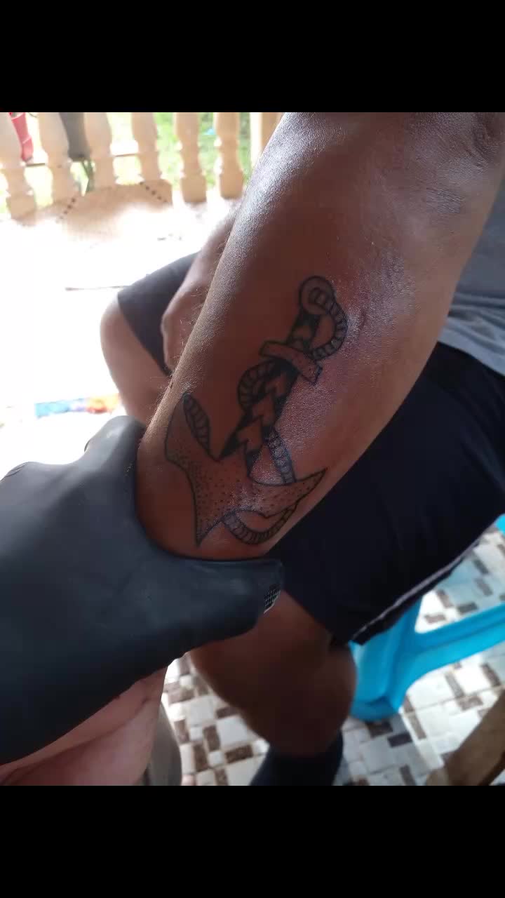 @Tiks Tattoo