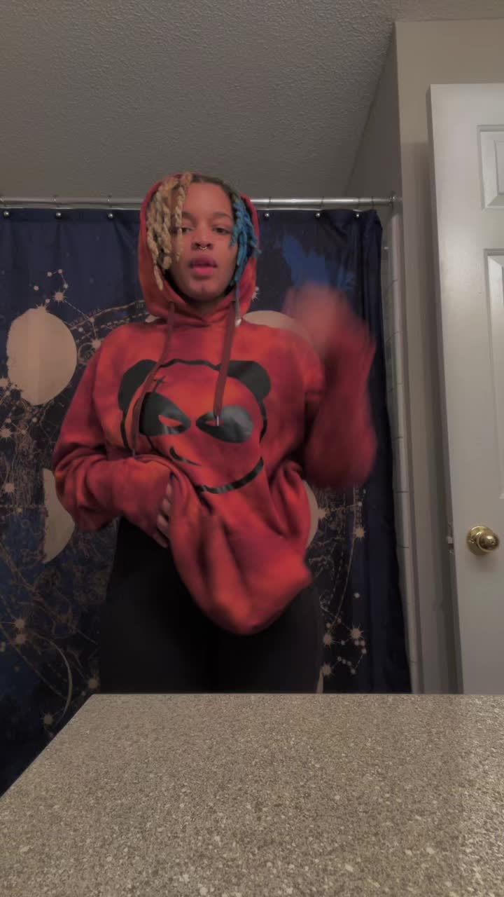 @Monique 🧸