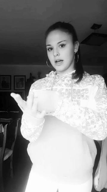 @alba_badillo_
