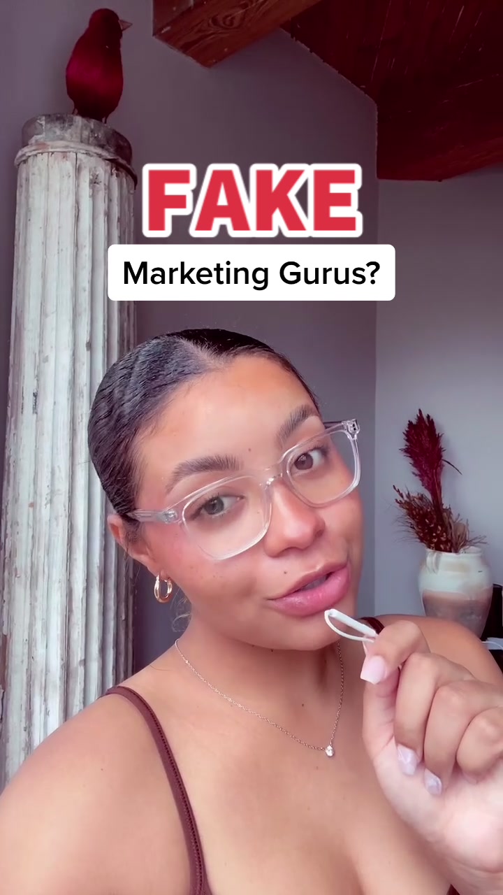 @Lana | Social Media Marketing