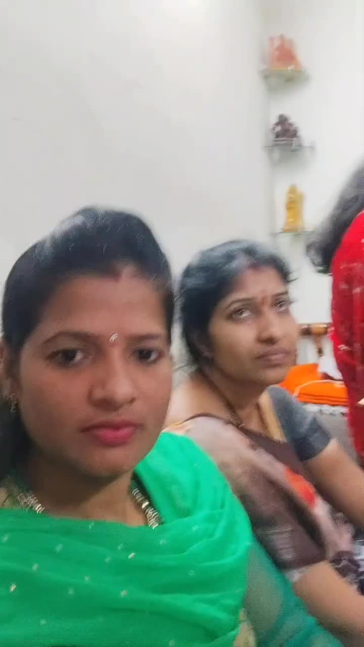 @Siri chowdary