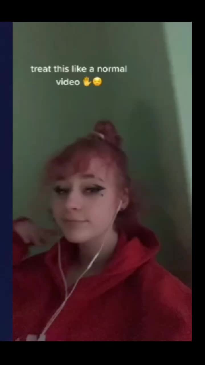 @<(oo)>
