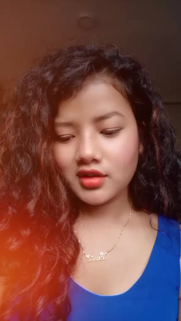 @Miss_🤗SavitRii👑