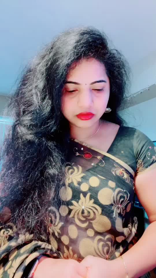 @Bharathi 👸👰