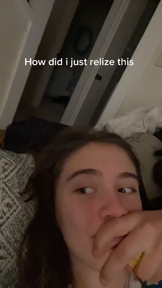 @elliesnora1
