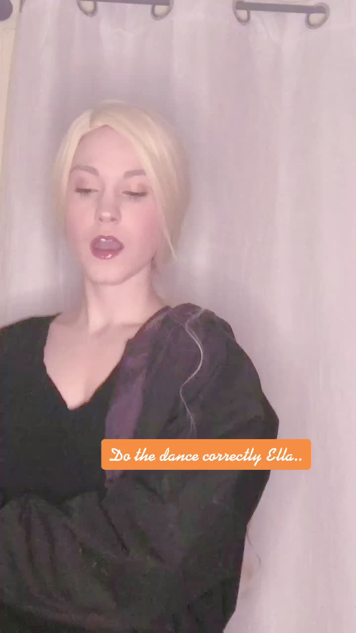 @Ella 💫
