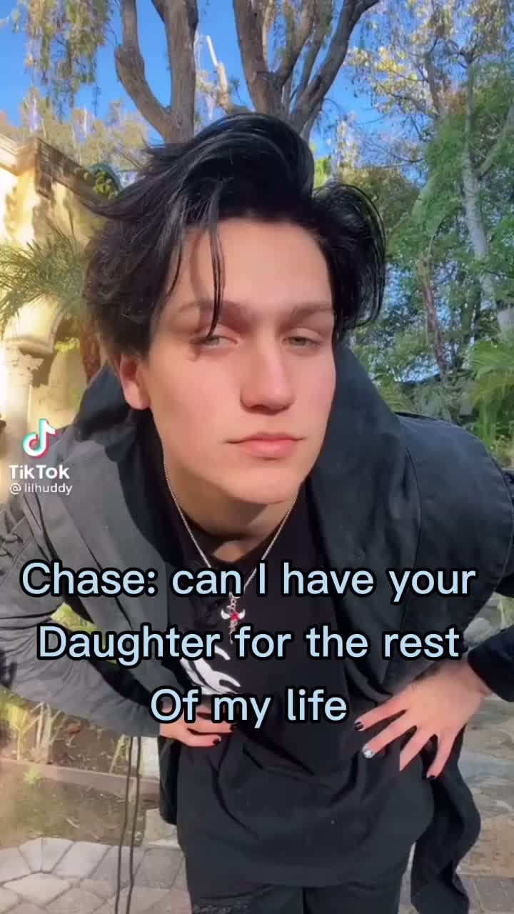 @angelaivens