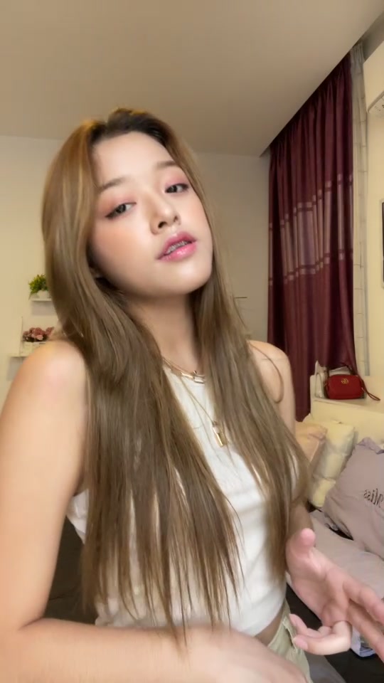 @SUZANA