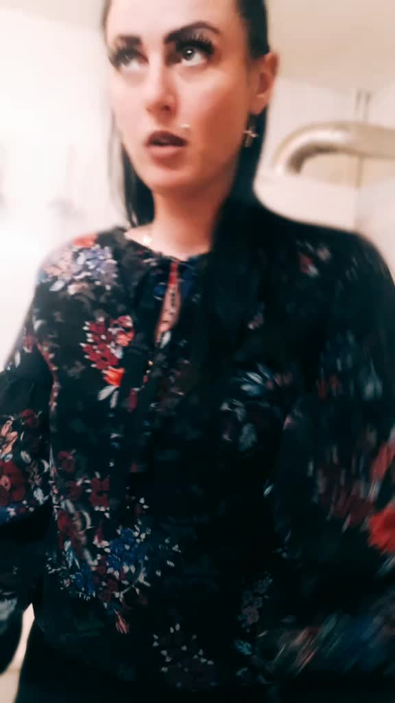 @Vika