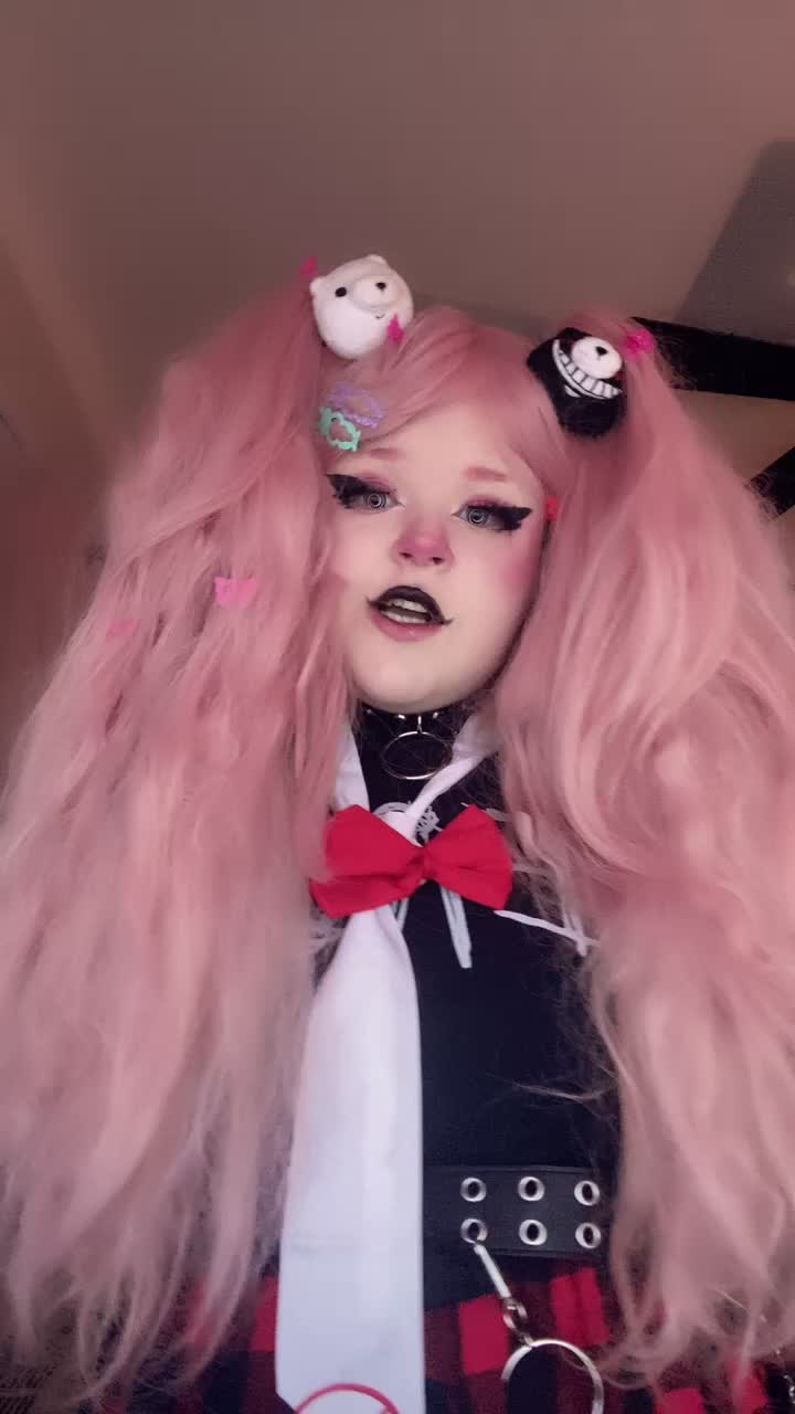 @‧₊˚✩trashy✩˚₊‧