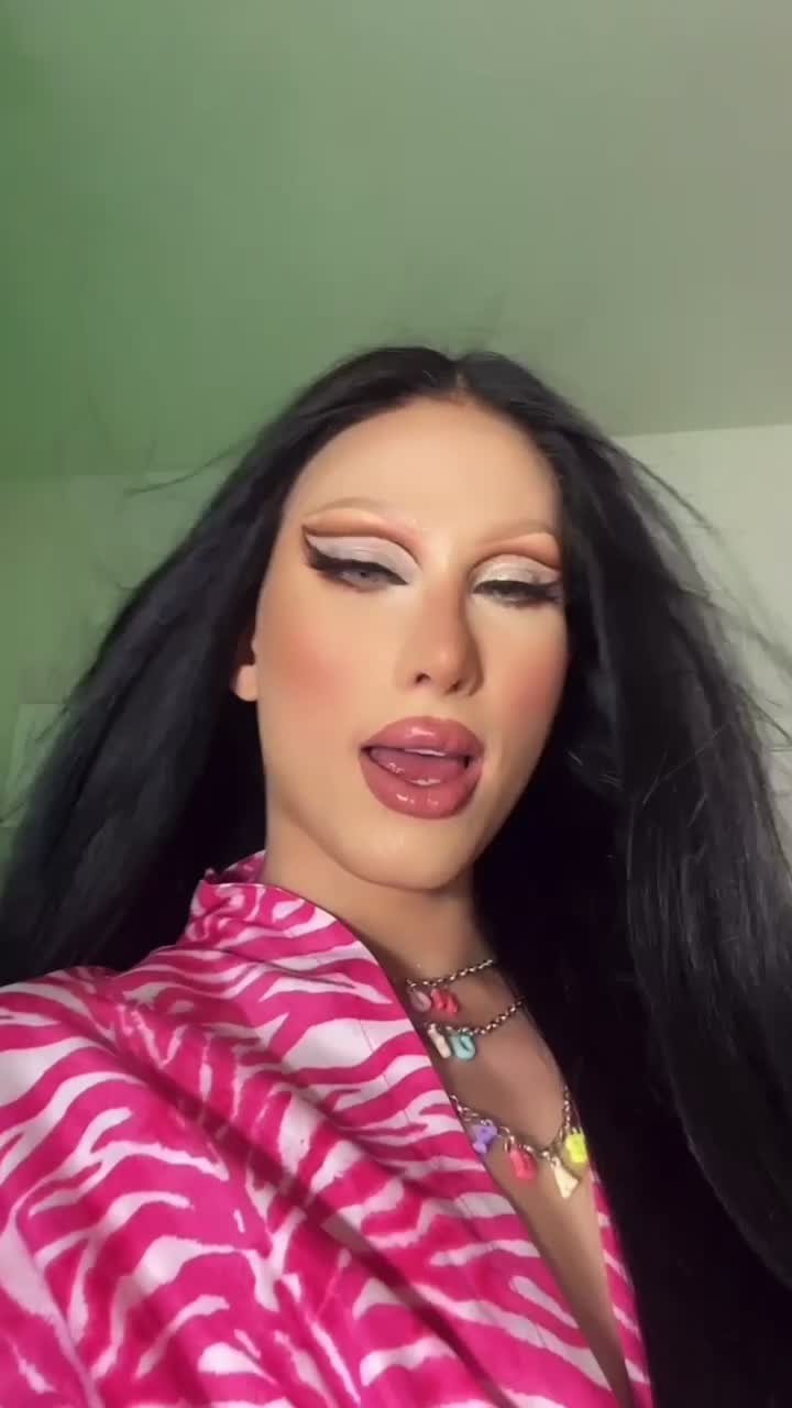 @HALESSIA