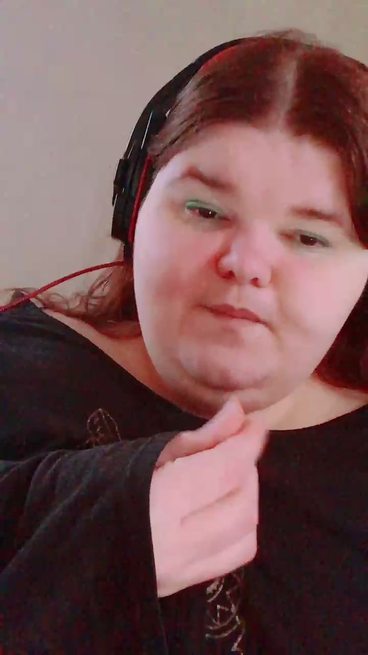 @KosmicLlama94