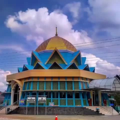 @Bee-02