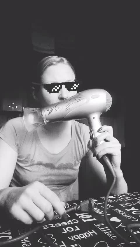@Юлька👻