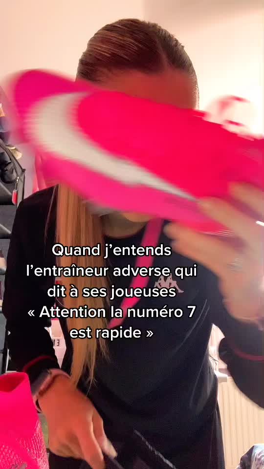 @H&eacute;l&eacute;na