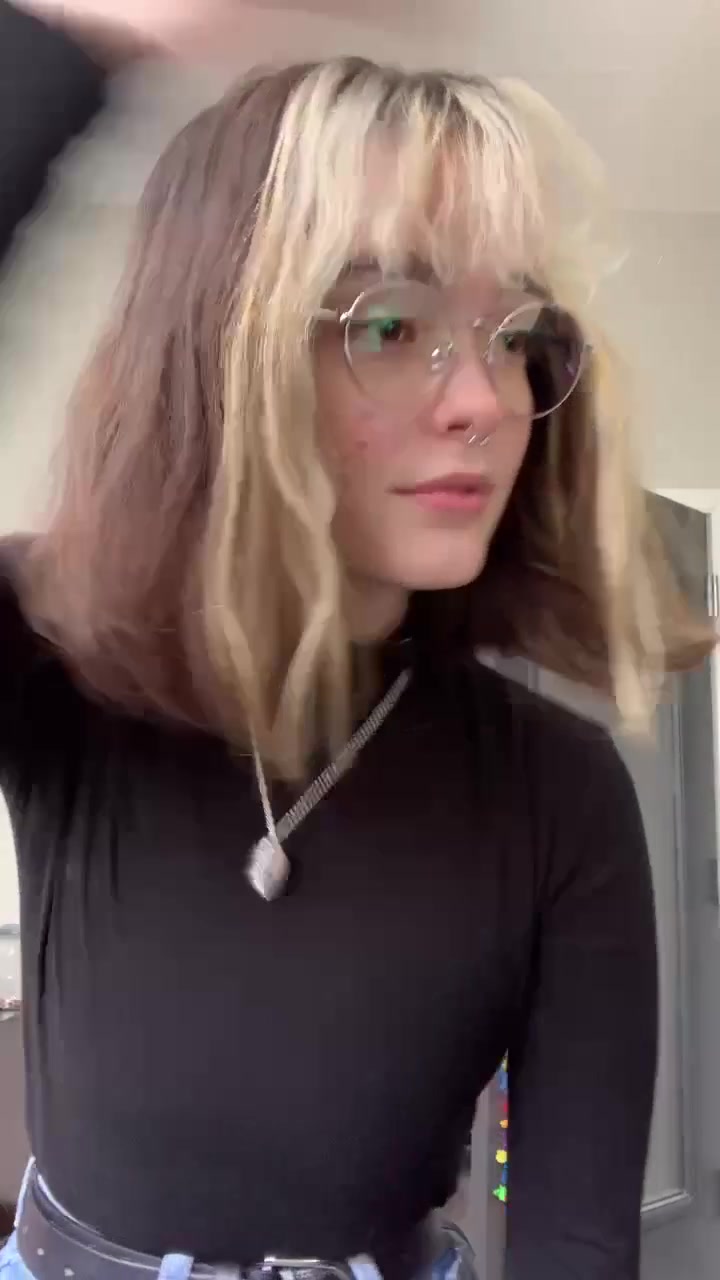 @b 🏳️&zwj;🌈