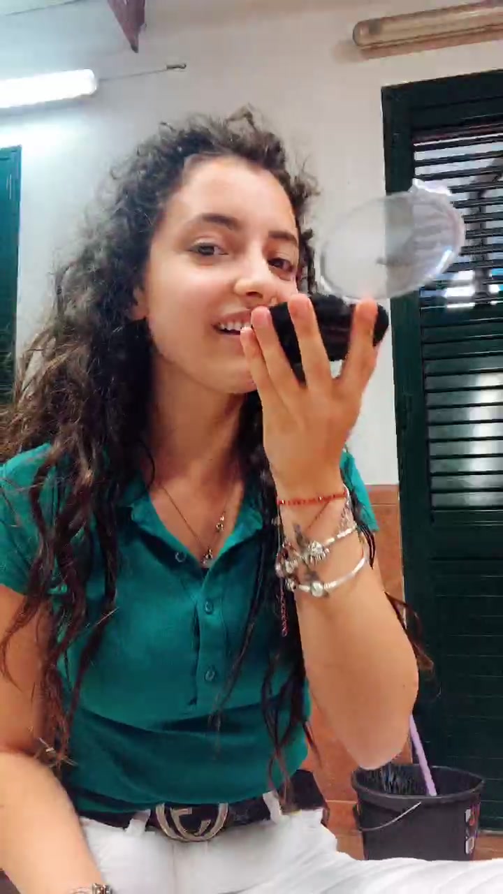 @lauralabarbera99