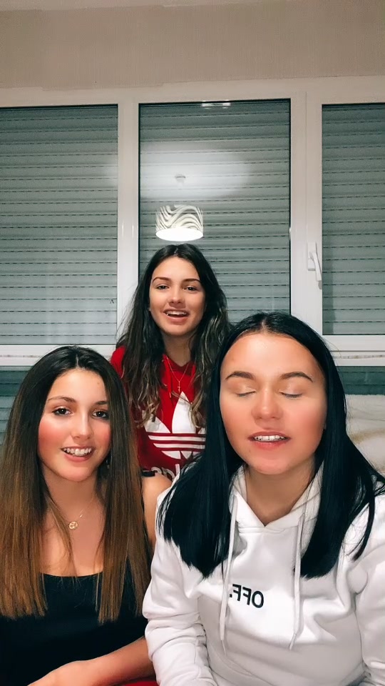 @VICTORIA 🏝️