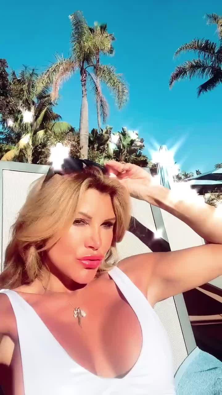@veralynvenezio