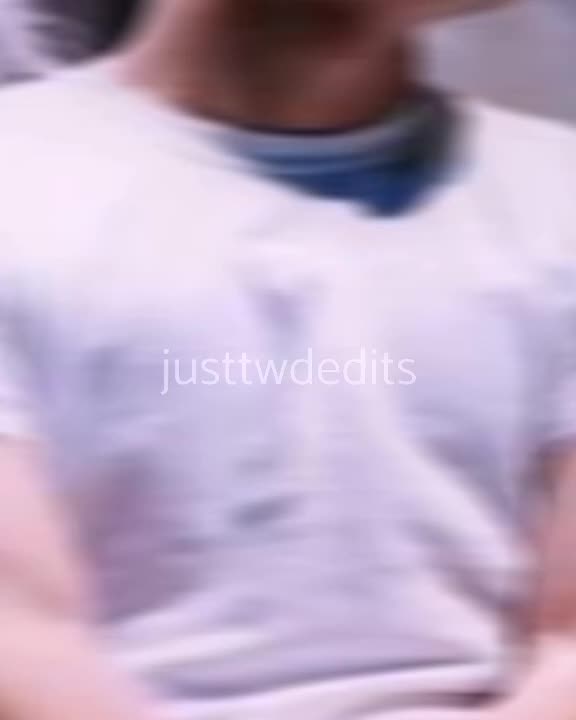@<3