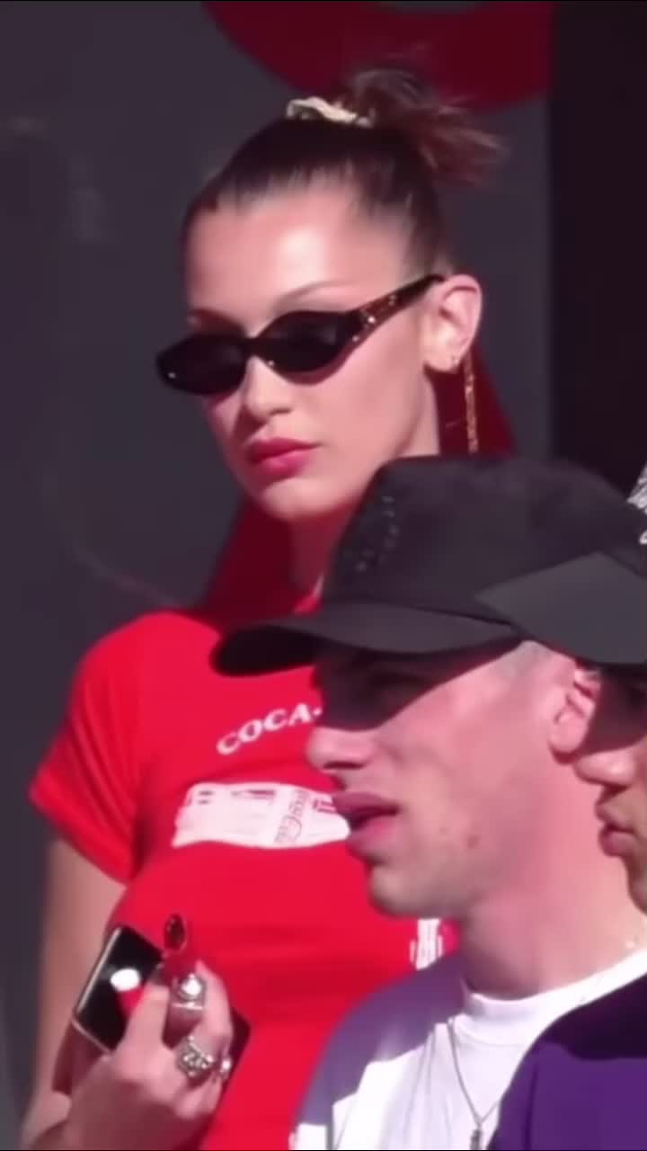@Bella Hadid