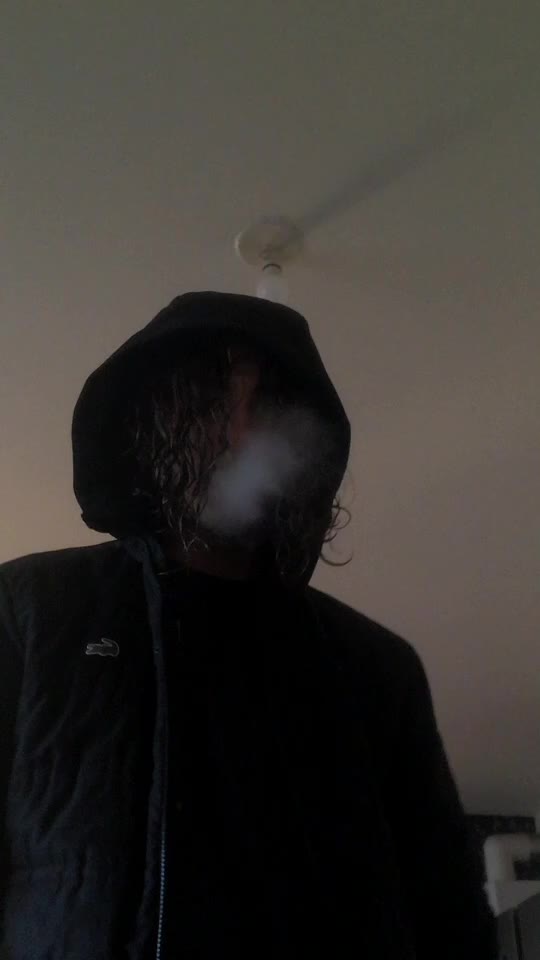 @Lp7__ts