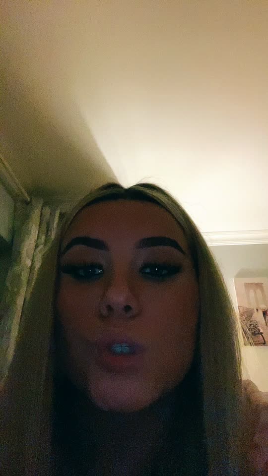 @Katherina_px