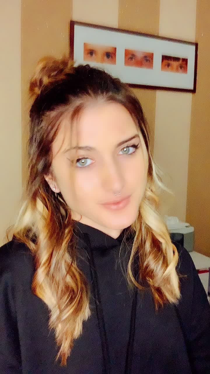 @𝙰👸