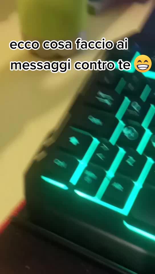 @me contro te🤮