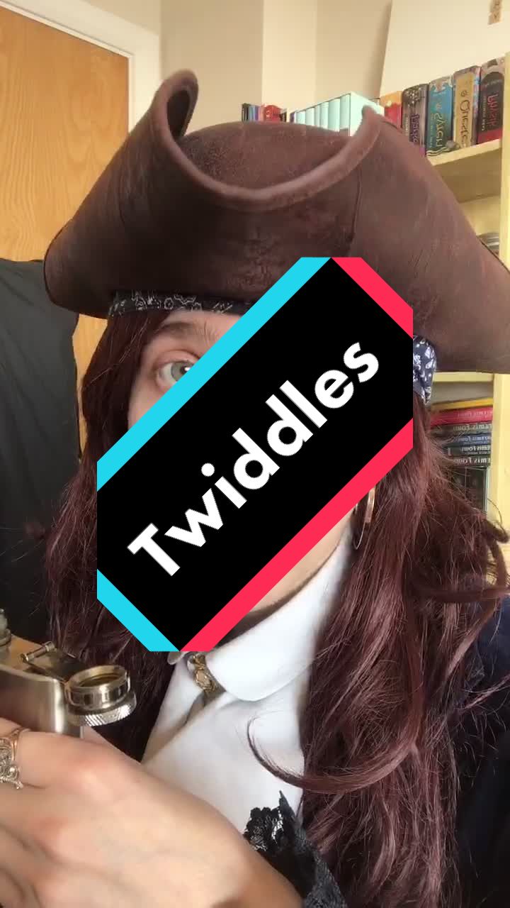 @thepaperhatpeople