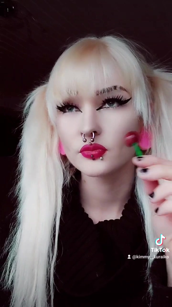 @Kimmy_kuraiko