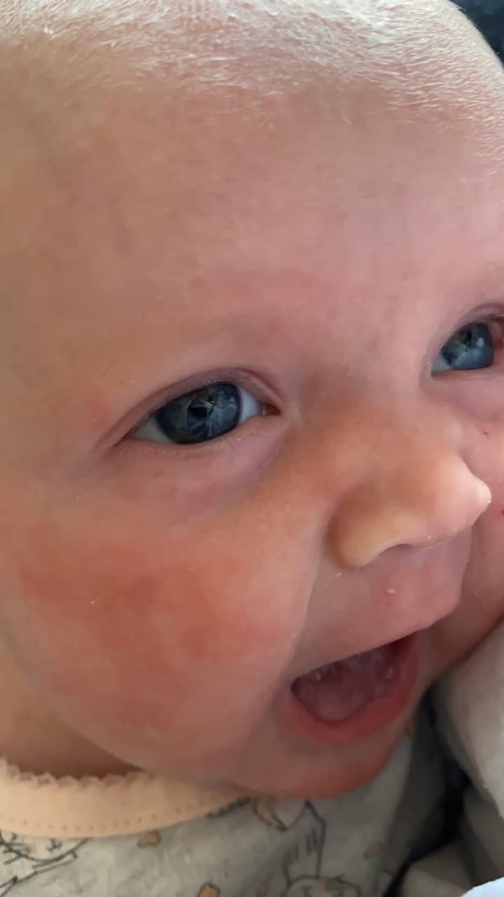 @evieburnett10