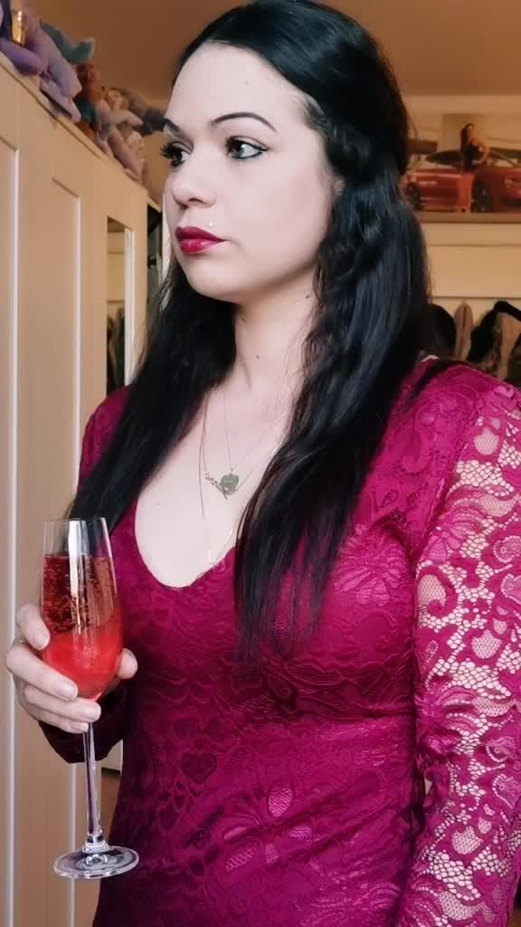 @luciasharona