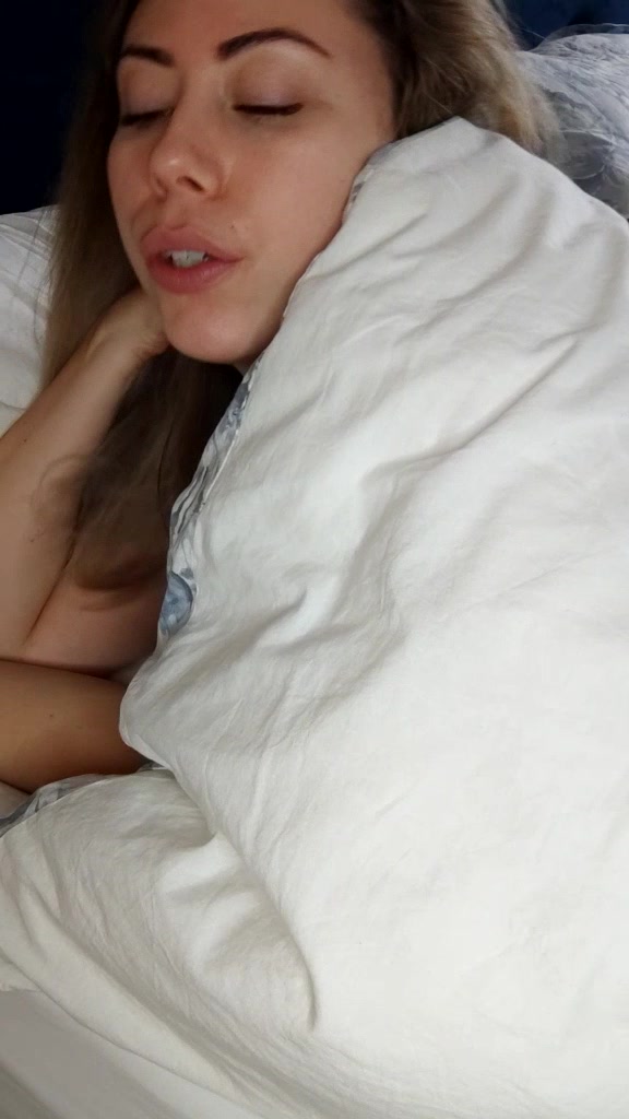 @Lovaliine